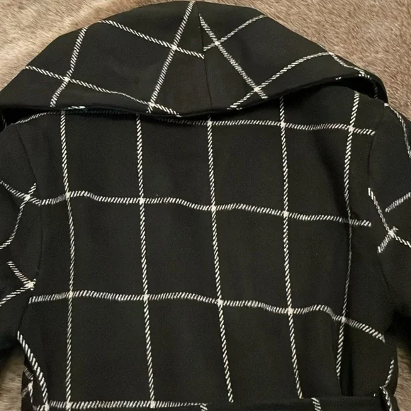 Chicwish Shawl Collar Black w/ White Grid Asymmetric Hem Wool Blend Coat Small - Picture 8 of 11